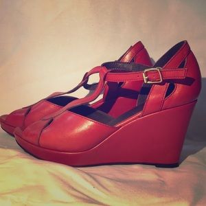 Garnet Hill wedges, red, size 9, slightly used